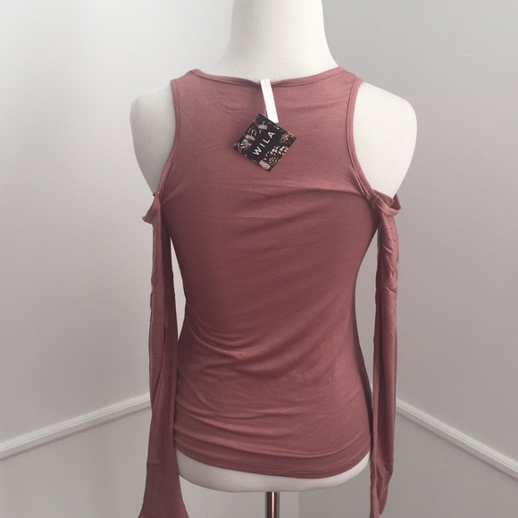 Cold Should Top in Pink - Picture 5 of 5